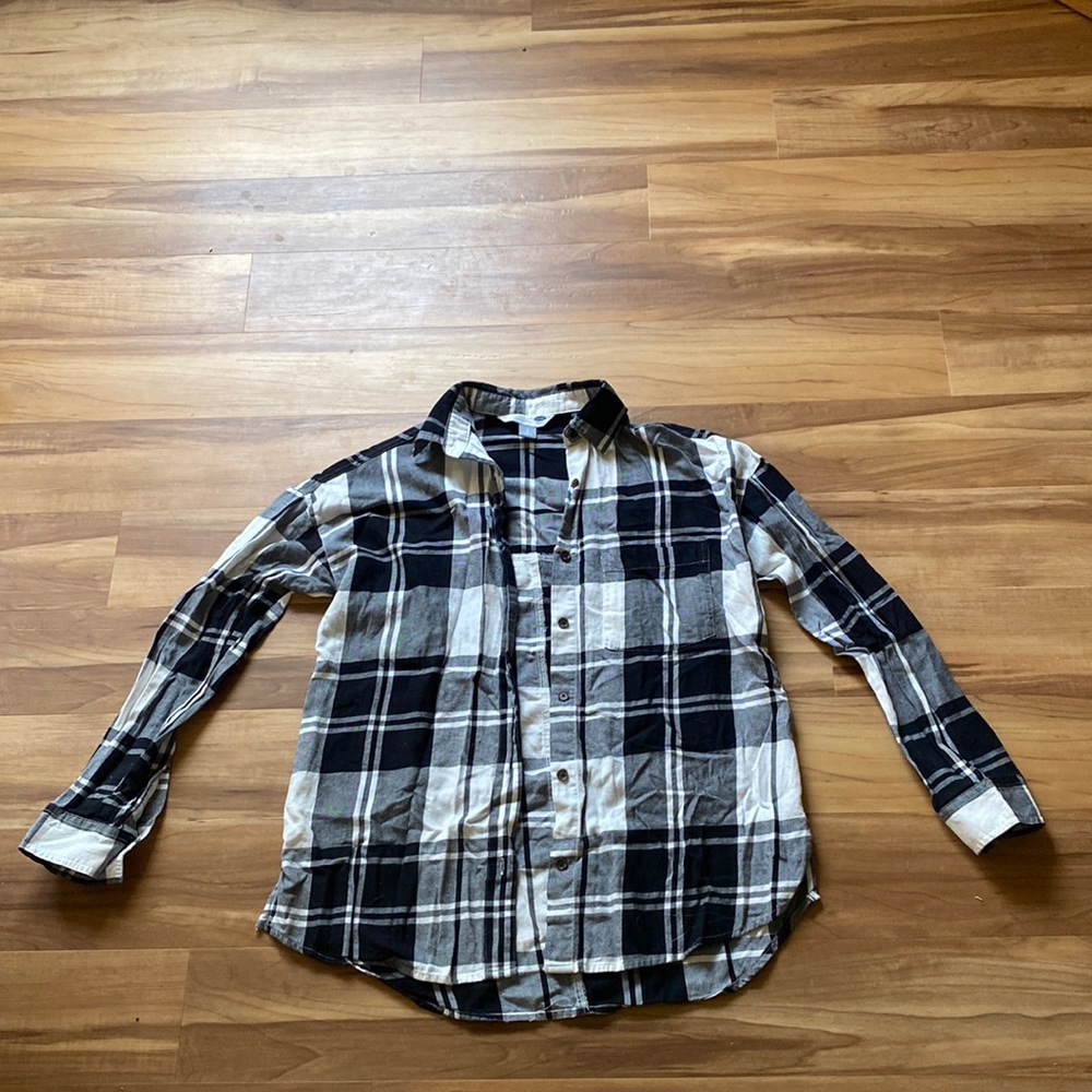 Old navy flannel- black/white, size: S